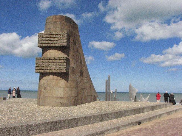 normandy_086.JPG - THE LANDWARD PART OF THE POINTE DU HOC MONUMENT